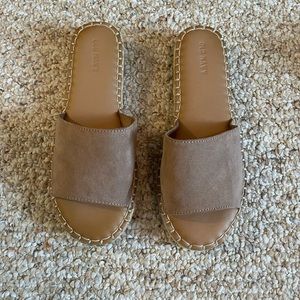 Old Navy Women’s Tan Vegan Suede Espadrille Slip-On Sandal - Size 7